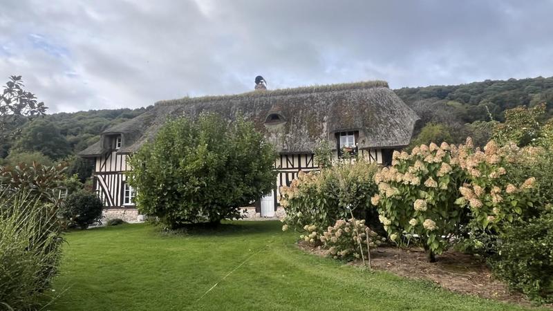 Propriété - 300 m² - 10 pièces