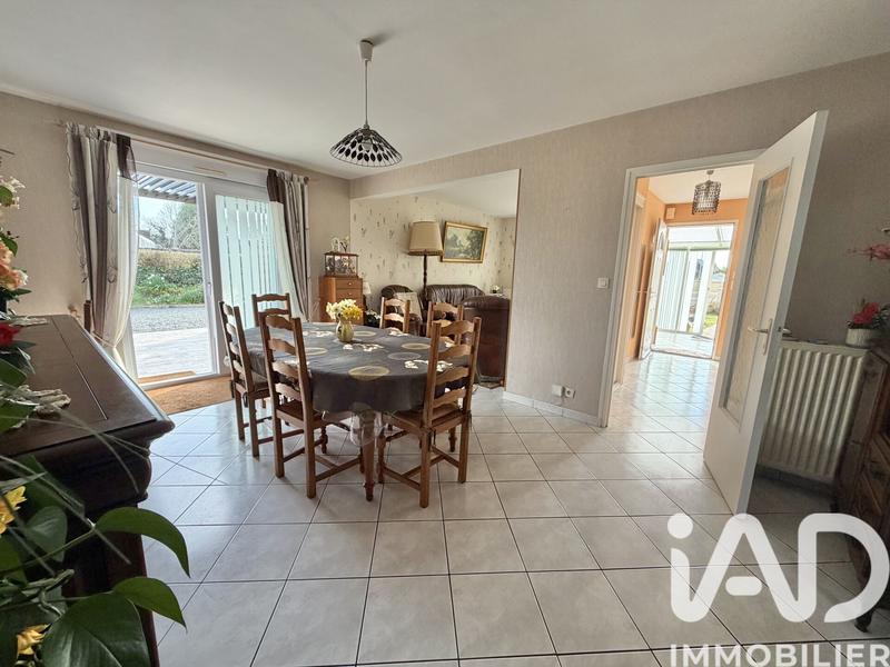 Maison - 92 m² - 5 pièces