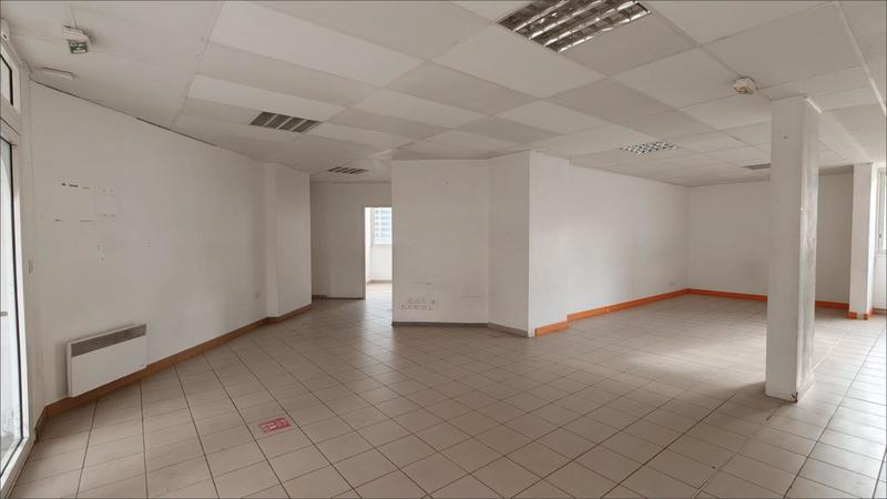 Bureau - 216 m² - 7 pièces