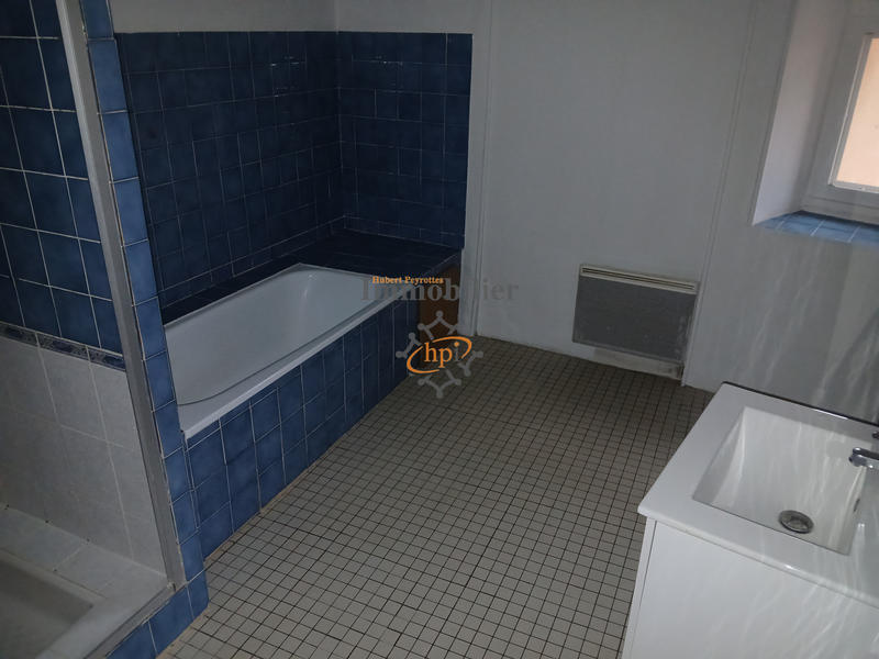 Appartement - 120 m² - 5 pièces