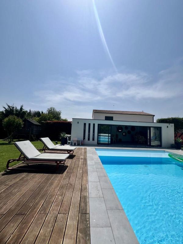 Maison - 200 m² - 7 pièces