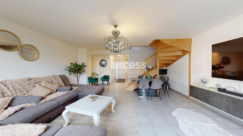 Maison - 87 m² - 4 pièces