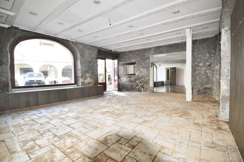 Immeuble - 197 m² - 5 pièces