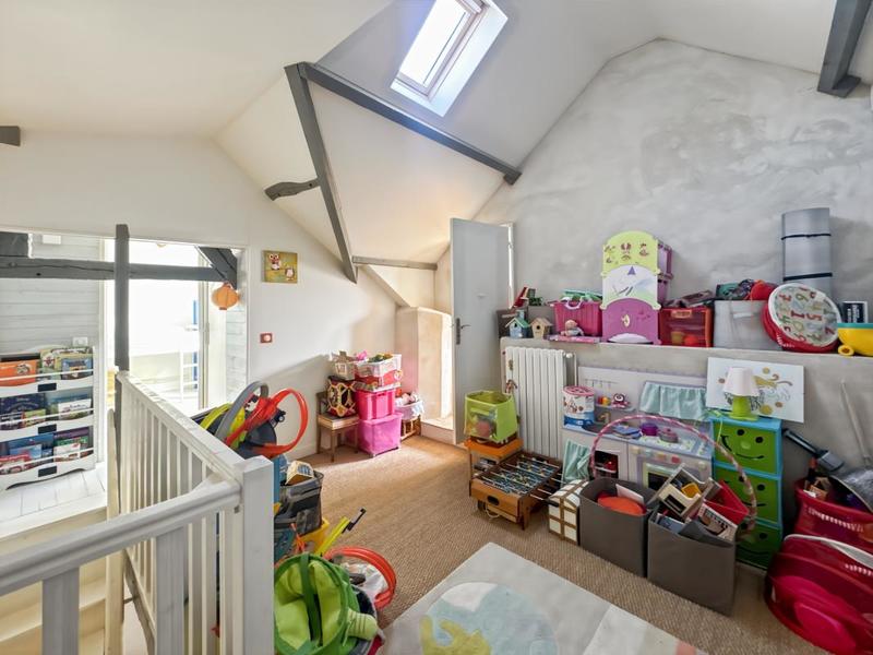 Maison - 105 m² - 5 pièces