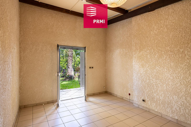 Maison - 245 m² - 7 pièces