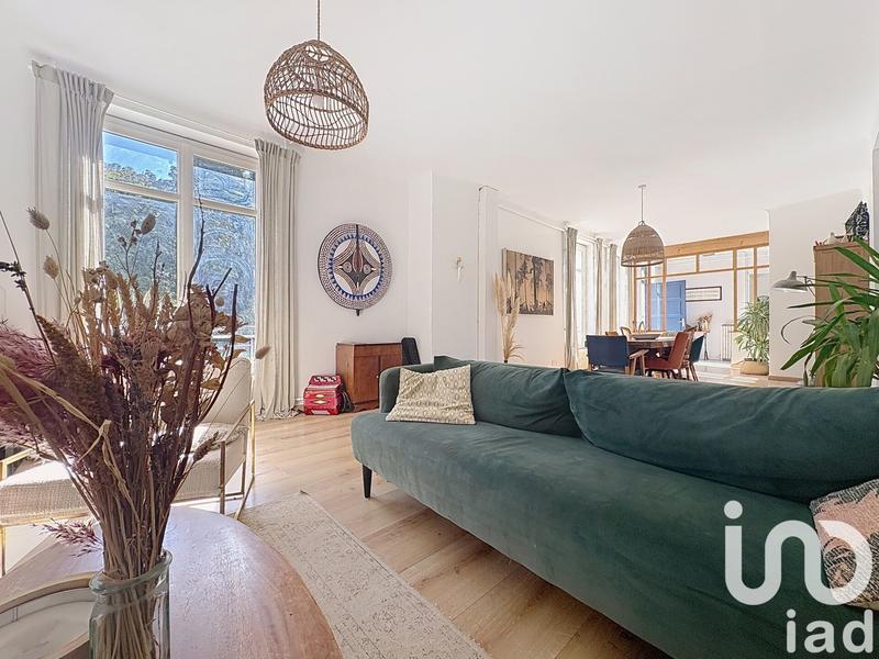 Maison - 293 m² - 7 pièces