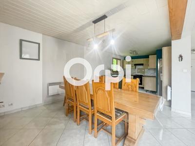 Maison - 122 m² - 6 pièces