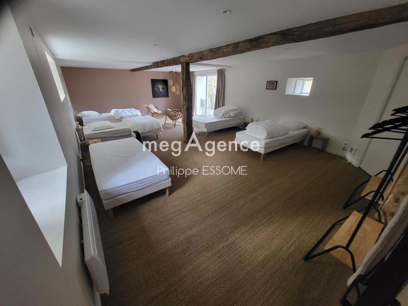 Maison en pierre - 450 m² - 8 pièces