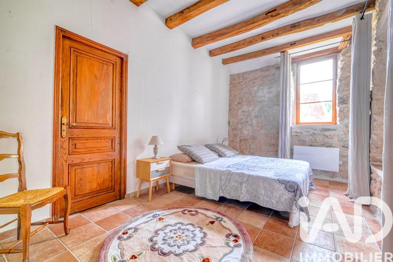 Maison - 432 m² - 18 pièces