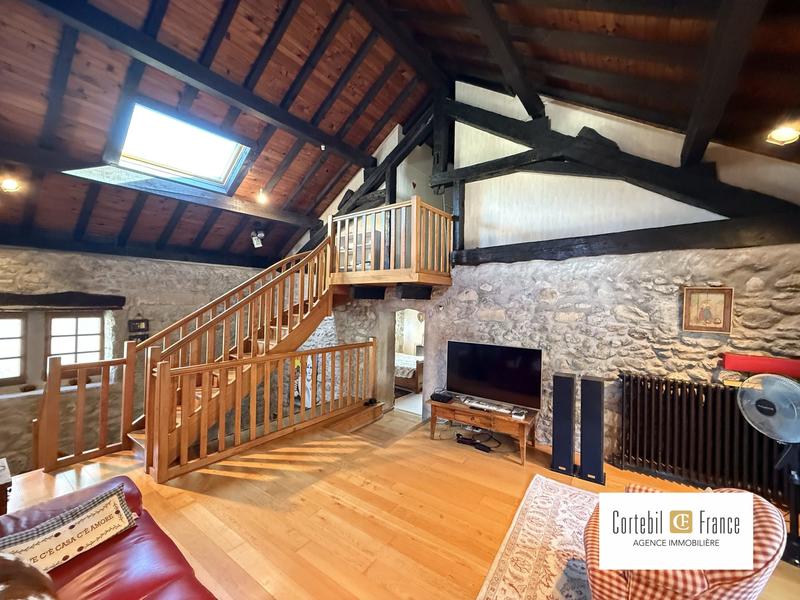 Maison - 123 m² - 4 pièces