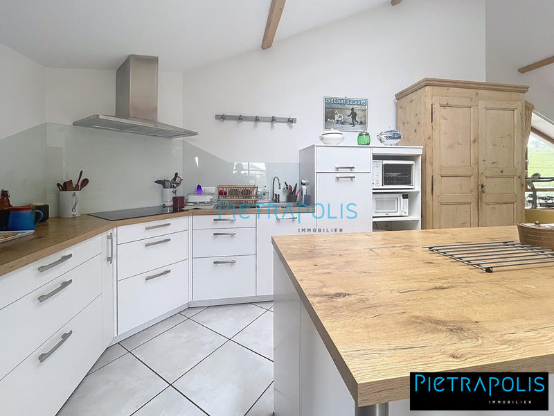 Maison ancienne - 170 m² - 4 pièces