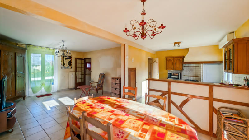 Maison - 103 m² - 5 pièces