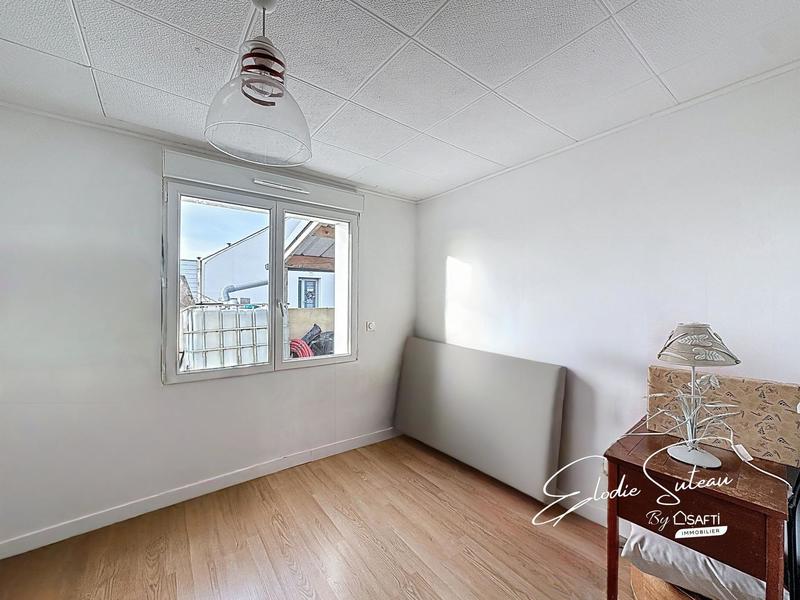 Maison - 168 m² - 8 pièces