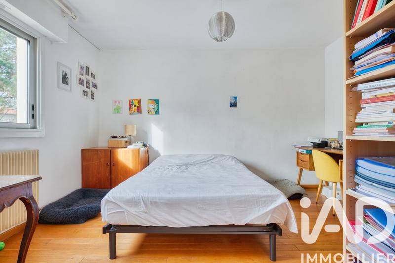 Appartement - 99 m² - 4 pièces