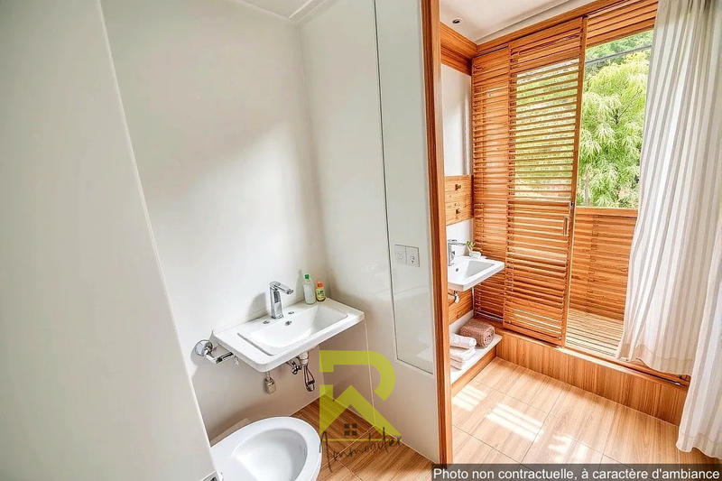 Maison de village - 94 m² - 6 pièces