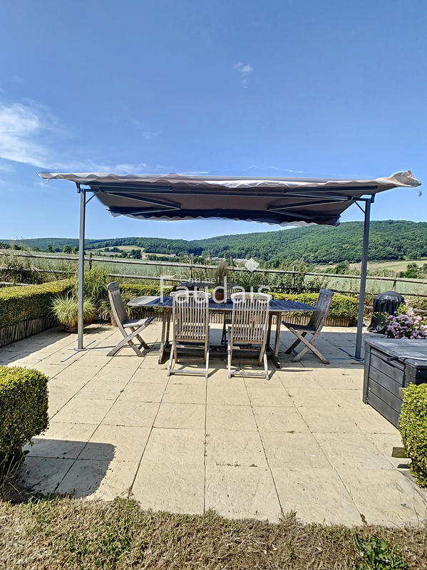 Propriété - 368 m² - 9 pièces