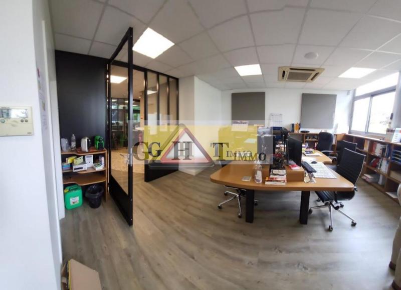 Bureau - 620 m²