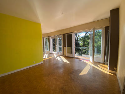 Maison - 143 m² - 5 pièces