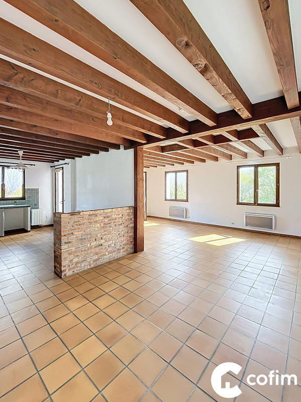 Maison - 104 m² - 4 pièces
