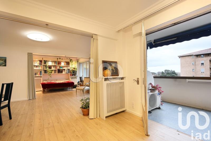 Appartement - 93 m² - 4 pièces