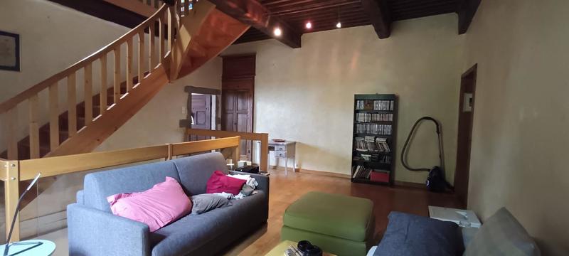 Maison - 232 m² - 8 pièces