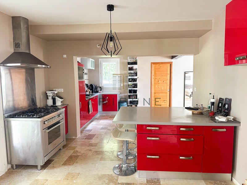 Maison - 160 m² - 6 pièces