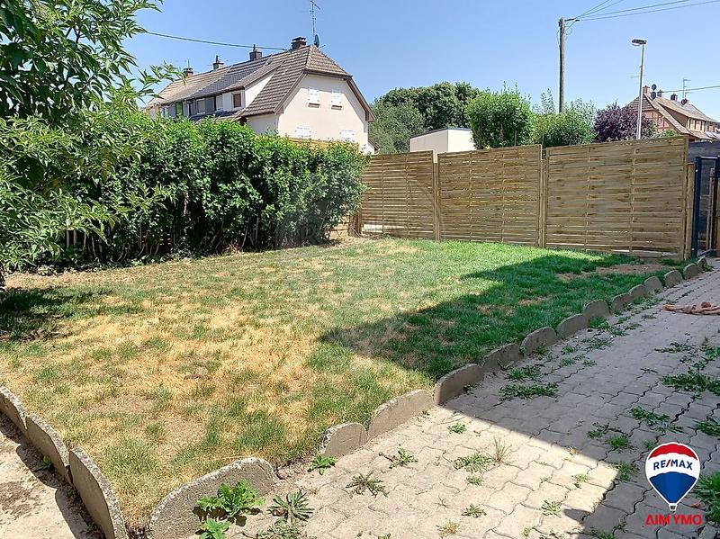 Maison - 93 m² - 5 pièces