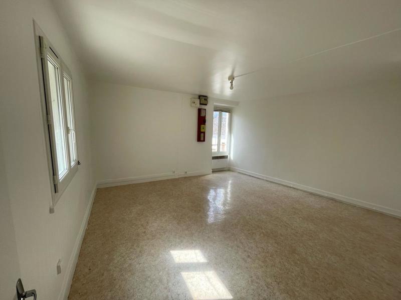 Studio - 34 m² - 1 pièce