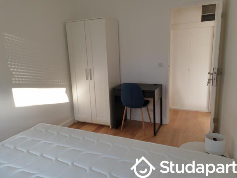 Chambre - 9 m² - 1 pièce