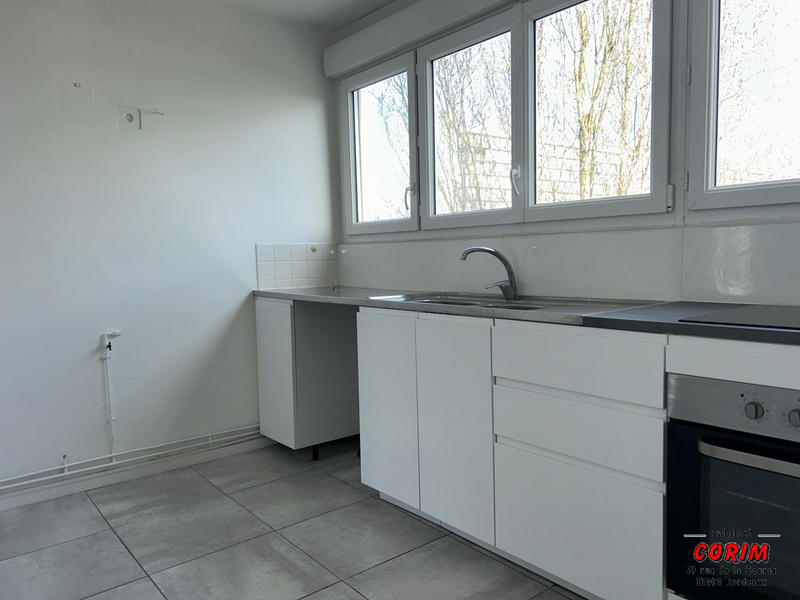 Appartement - 84 m² - 4 pièces