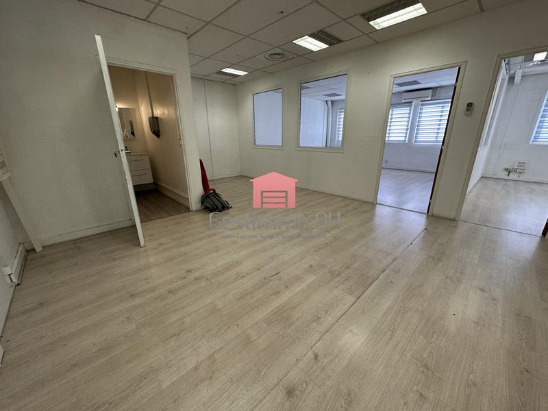 Bureau - 155 m²