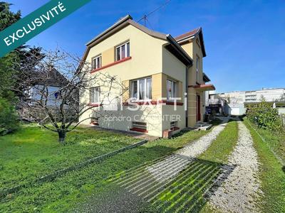 Maison - 142 m² - 6 pièces