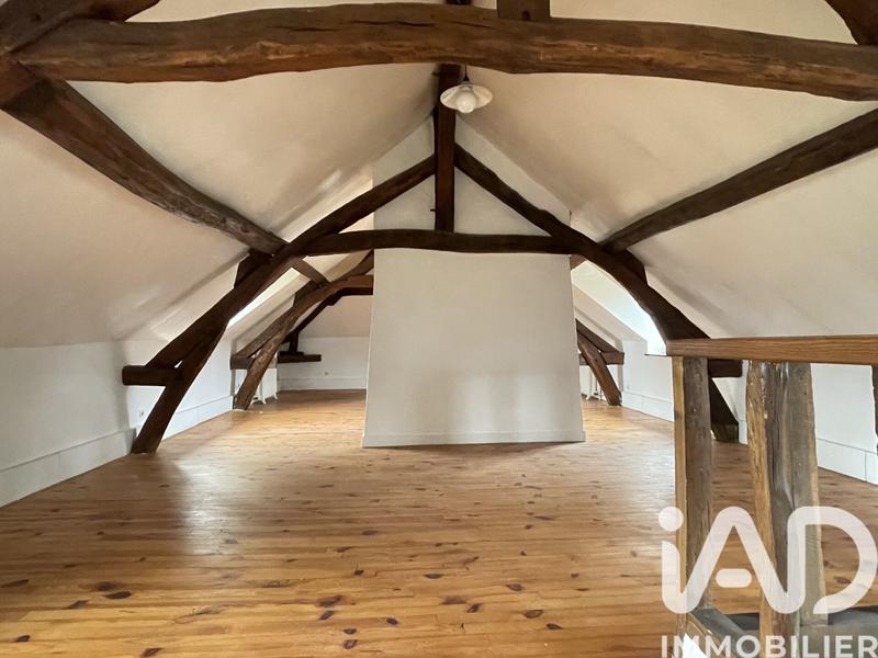 Maison - 210 m² - 7 pièces