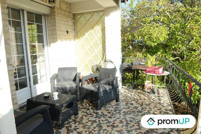 Maison - 180 m² - 8 pièces