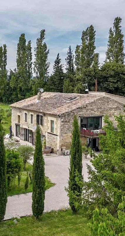 Mas - 430 m² - 10 pièces