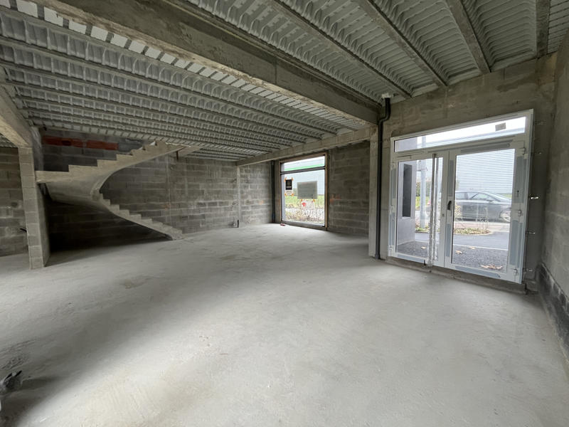 Local commercial - 144 m²