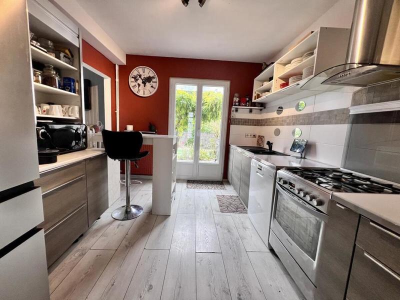 Maison - 101 m² - 5 pièces