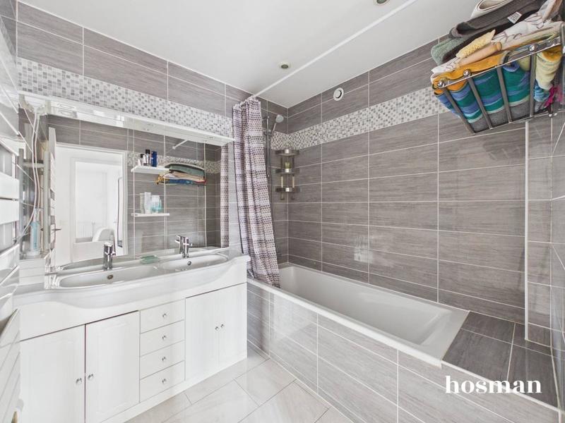 Appartement - 70 m² - 3 pièces