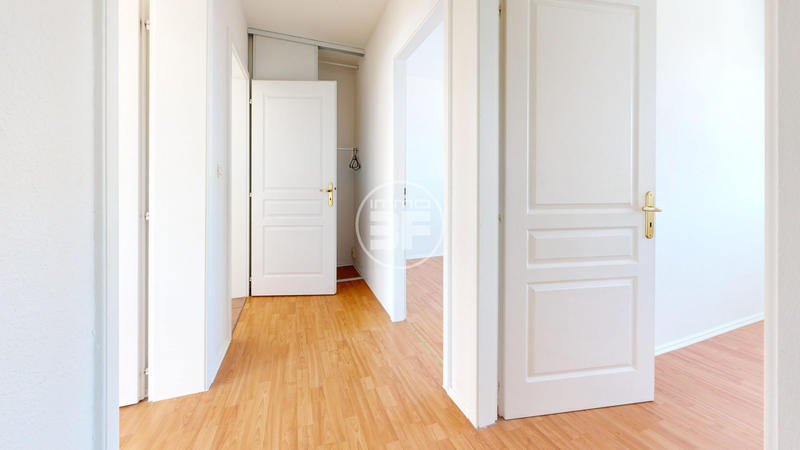 Appartement - 125 m² - 5 pièces