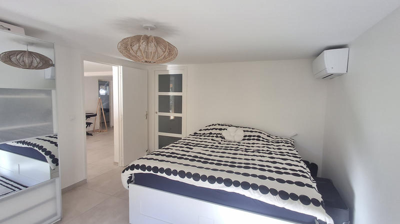 Maison - 207 m² - 7 pièces