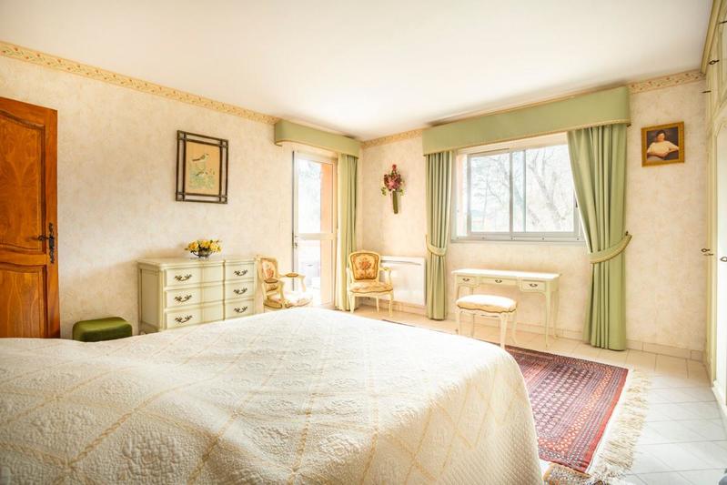 Villa - 210 m² - 6 pièces