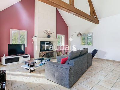 Maison - 138 m² - 6 pièces