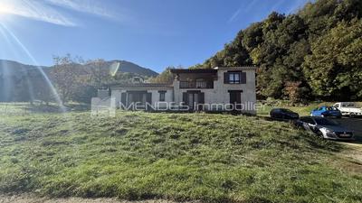 Maison - 151 m² - 4 pièces