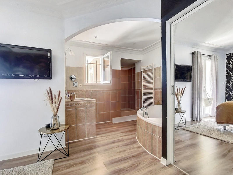 Bastide - 193 m² - 6 pièces