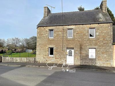 Maison - 99 m² - 4 pièces