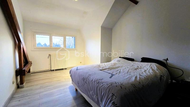 Maison - 140 m² - 8 pièces