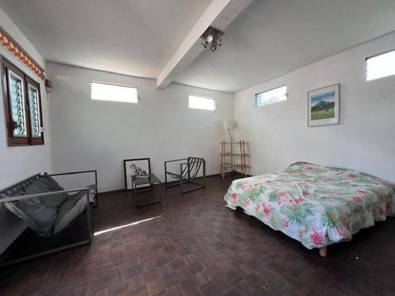 Maison - 400 m² - 11 pièces