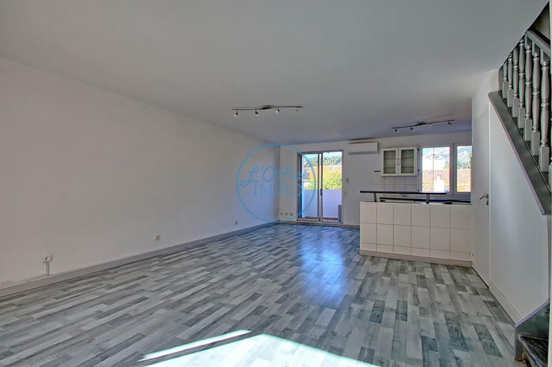 Appartement - 79 m² - 4 pièces