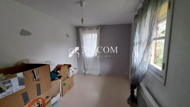 Maison - 258 m² - 12 pièces