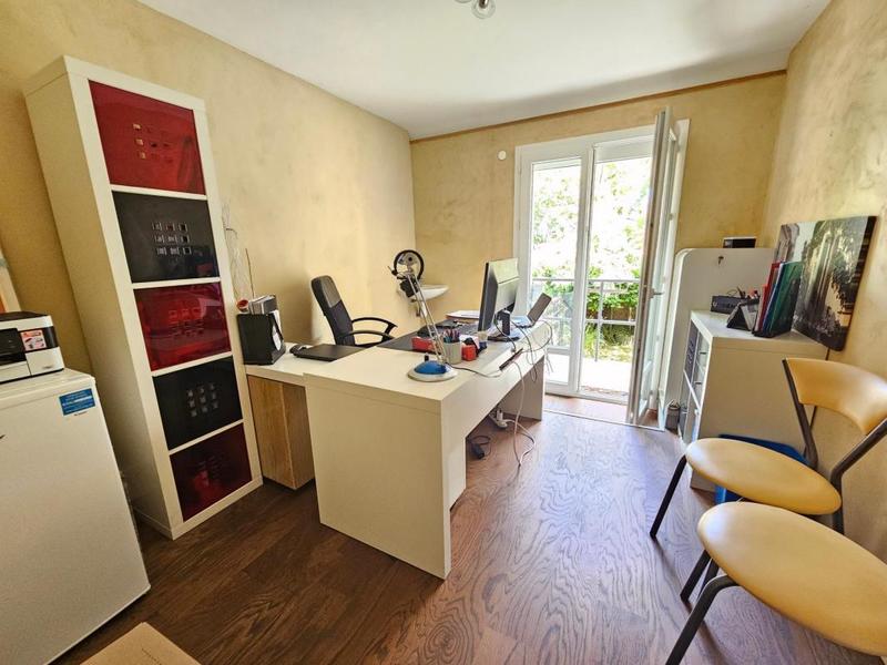 Maison - 202 m² - 8 pièces